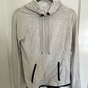 Small hooded Athleta sweatshirt with thumb holes, gently used